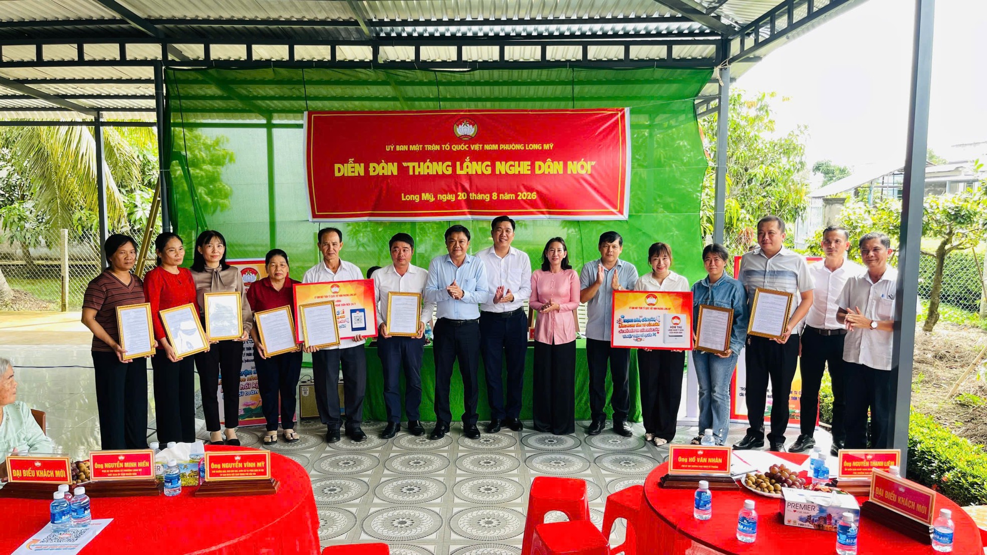 //www.mattrancantho.vn/files/images/2026/Th%C3%A1ng%20nghe%20d%C3%A2n%20n%C3%B3i/1787281550550_4078639296968196536_4078639296968196536_60057d96509685ddab2633b068b2594c.jpg