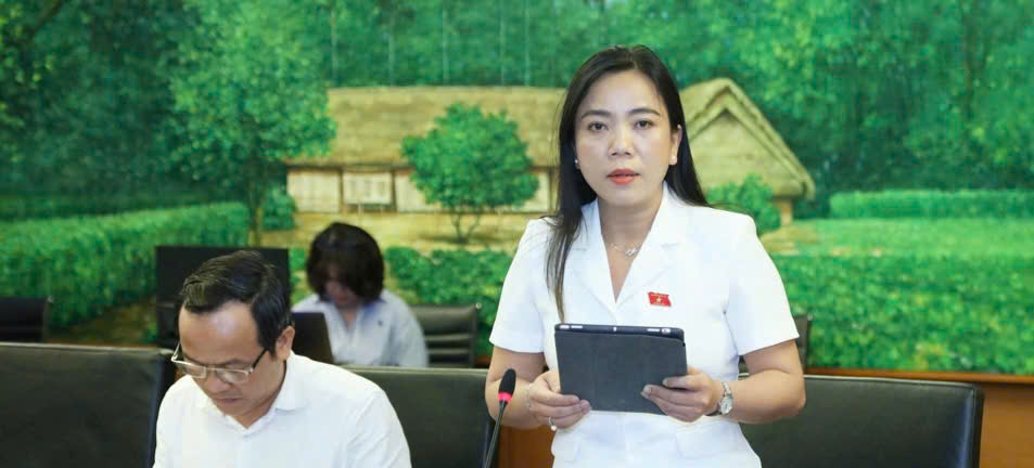 //www.mattrancantho.vn/files/images/C%20Di%E1%BB%85m%20ph%C3%A1t%20bi%E1%BB%83u%20h%E1%BB%8Dp%20QH.jpg